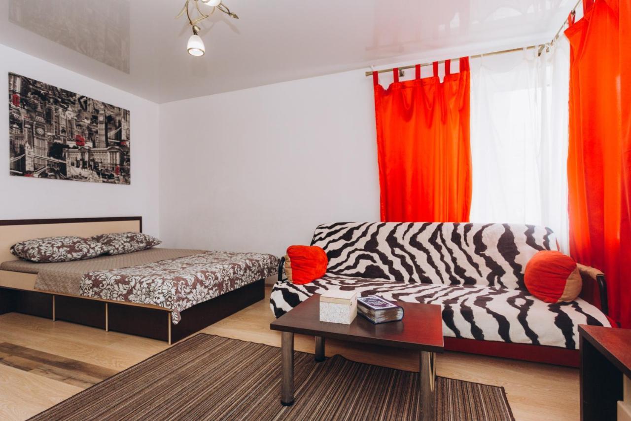 Apart-Hotel On Street Kharkovskaya 9 Floor Sumy Exterior foto